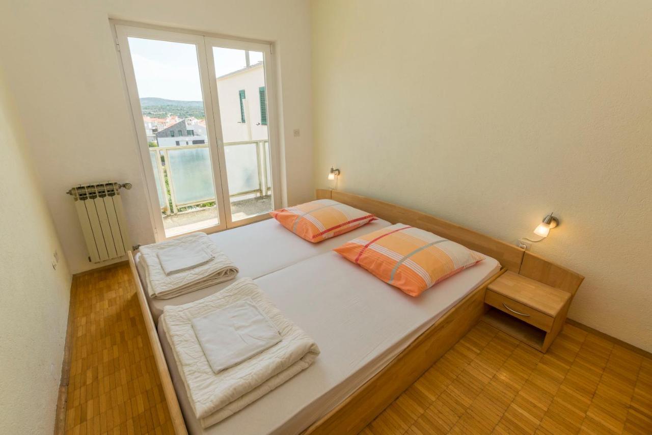 Apartments Jelka Primosten Exterior photo